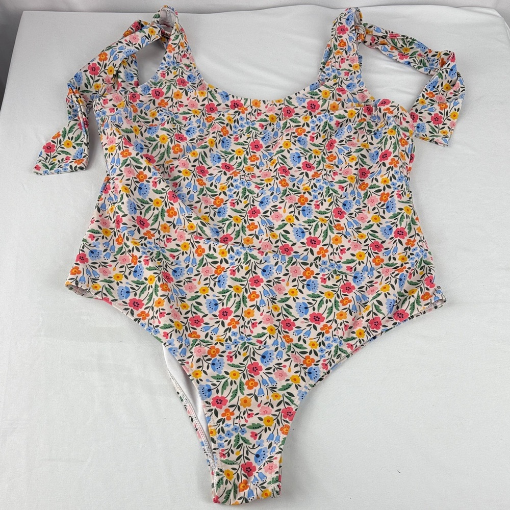 Temu Plus Size Floral One-Piece Swimsuit with Built in Bra Shelf